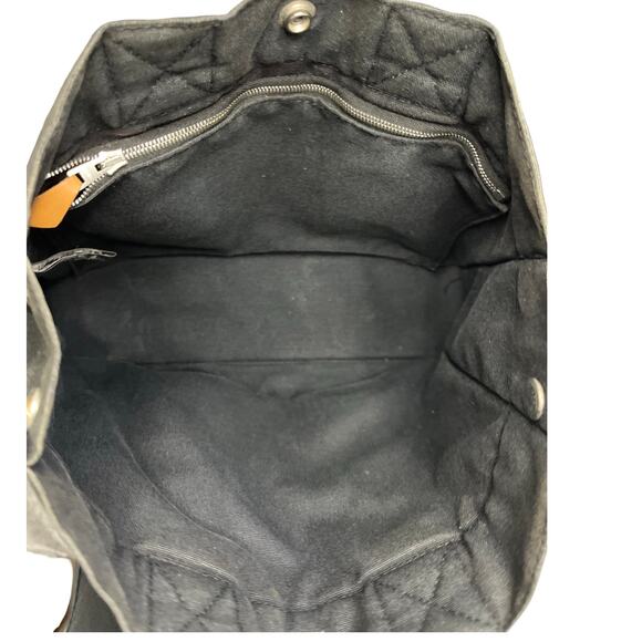 Hermès Fourre Tout PM Gray Canvas Tote Bag with Zip Pocket and Snap Closure - Picture 11 of 16